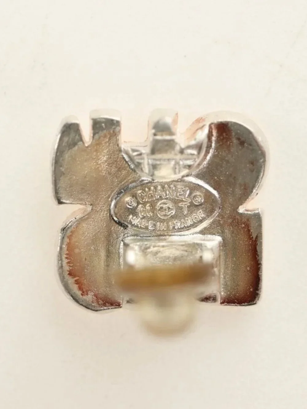 CHANEL Earring metal Beige CC Auth 185855M